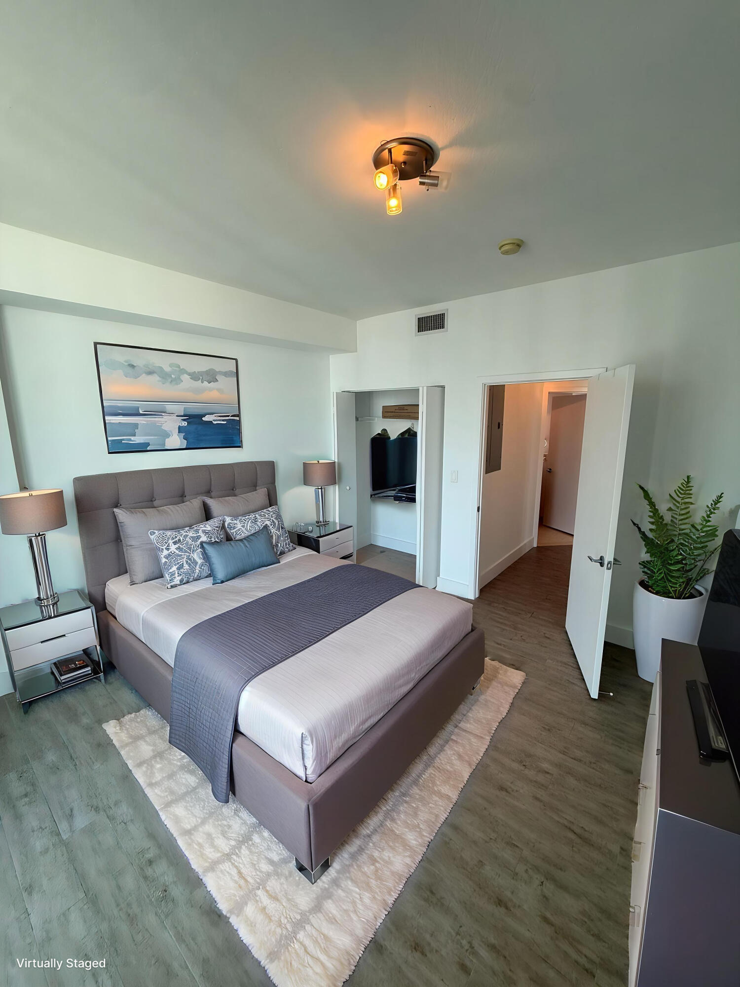 image Axis on Brickell South16