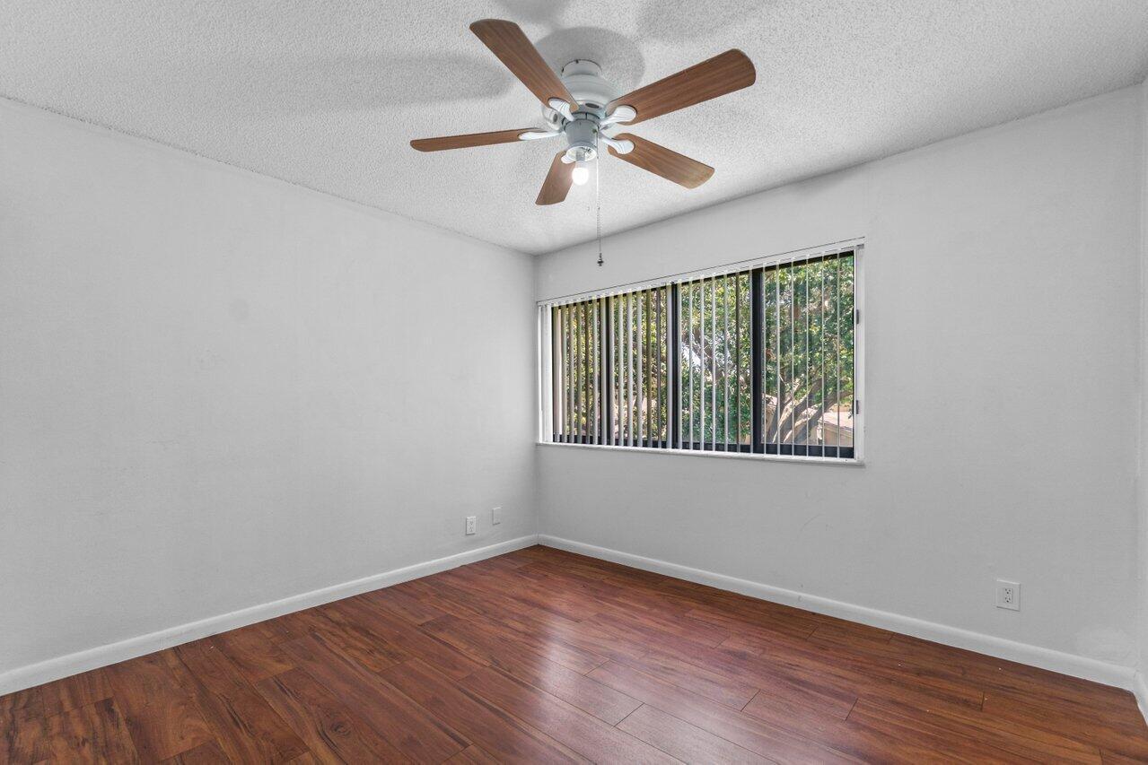 1149 NW 13th St #5 Boca Raton, FL 33486