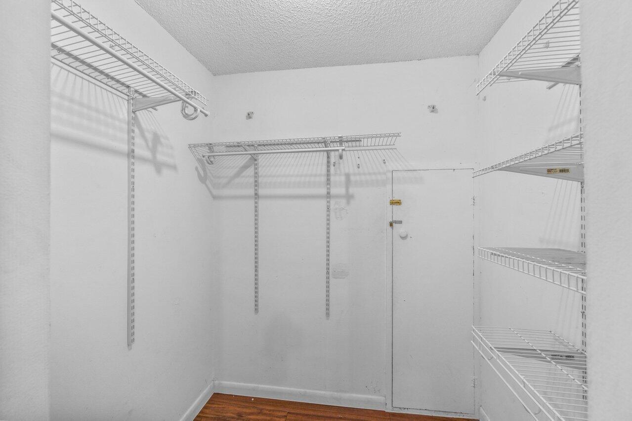 1149 NW 13th St #5 Boca Raton, FL 33486