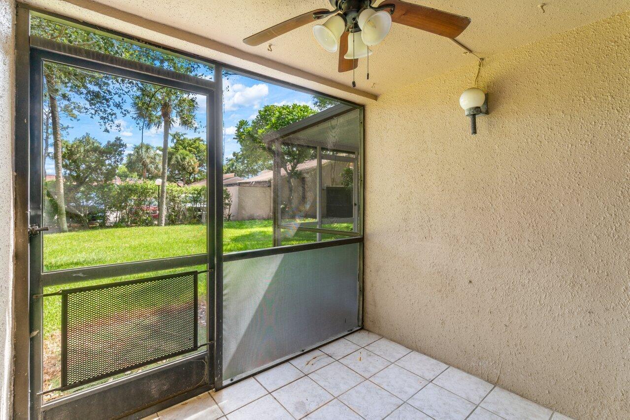 1149 NW 13th St #5 Boca Raton, FL 33486