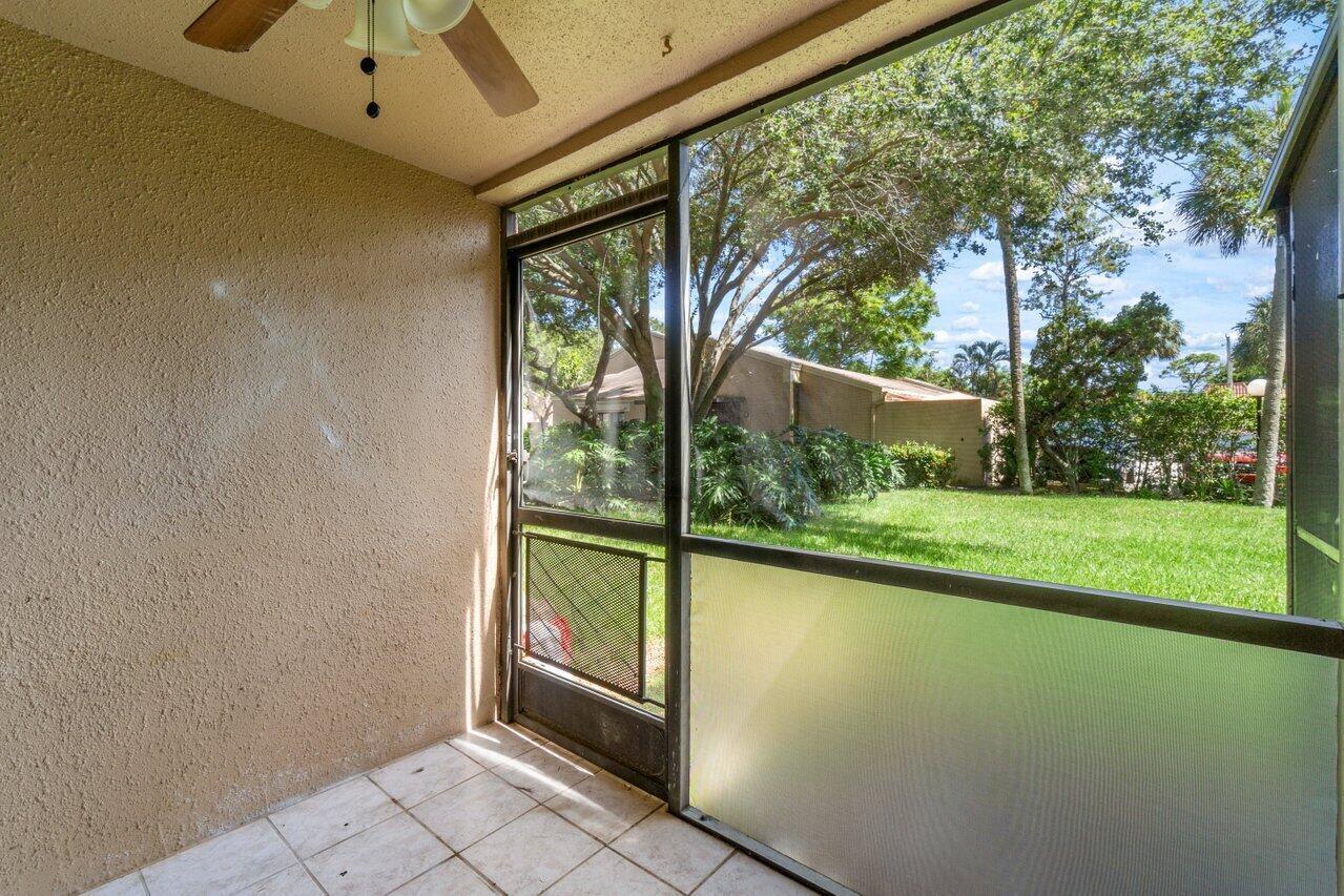 1149 NW 13th St #5 Boca Raton, FL 33486