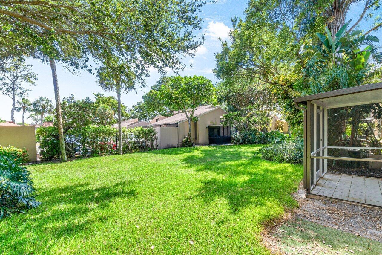 1149 NW 13th St #5 Boca Raton, FL 33486