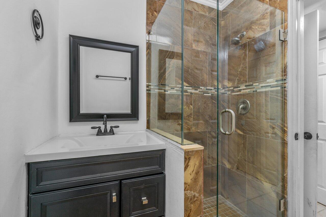 1149 NW 13th St #5 Boca Raton, FL 33486
