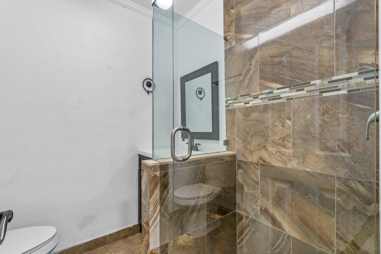 1149 NW 13th St #5 Boca Raton, FL 33486
