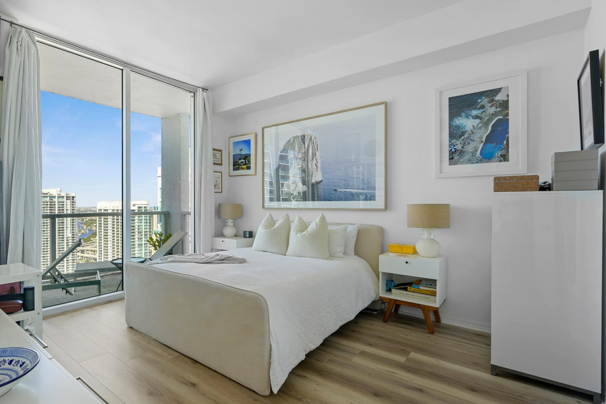 image 500 Brickell West16