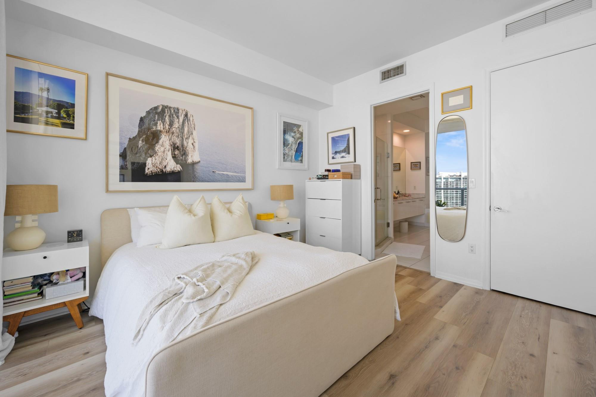image 500 Brickell West18