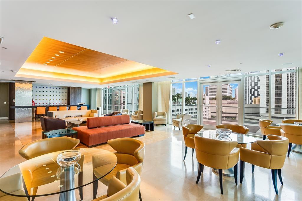 image 500 Brickell West26