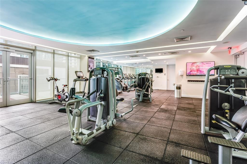 image 500 Brickell West27