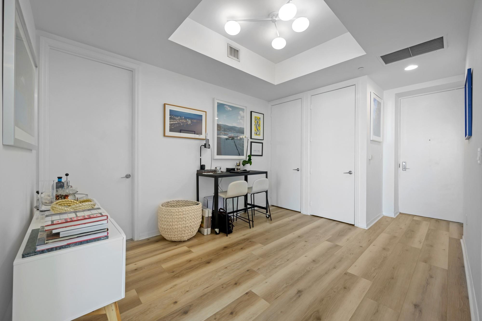image 500 Brickell West7