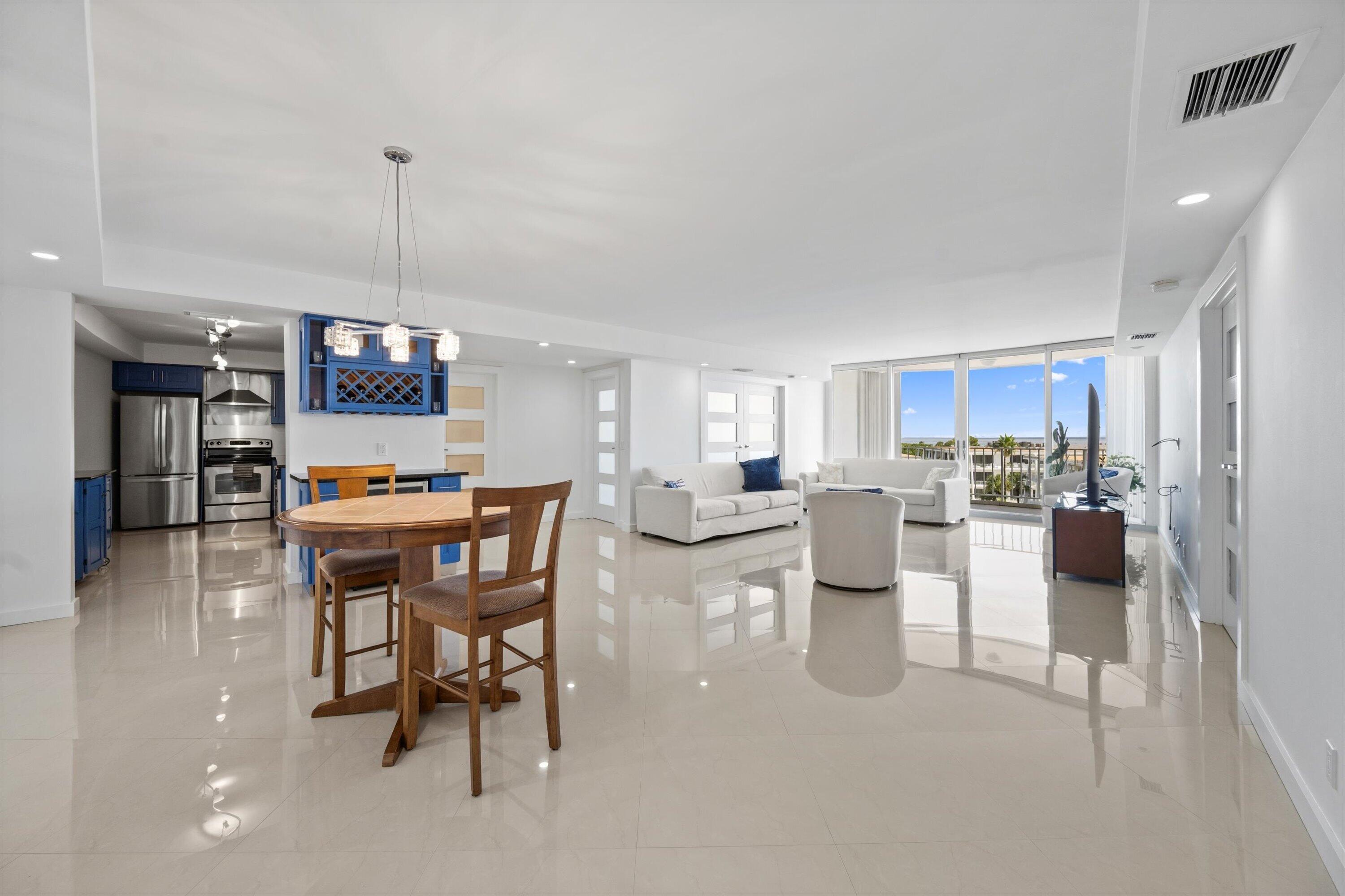 2295 S Ocean Blvd #619