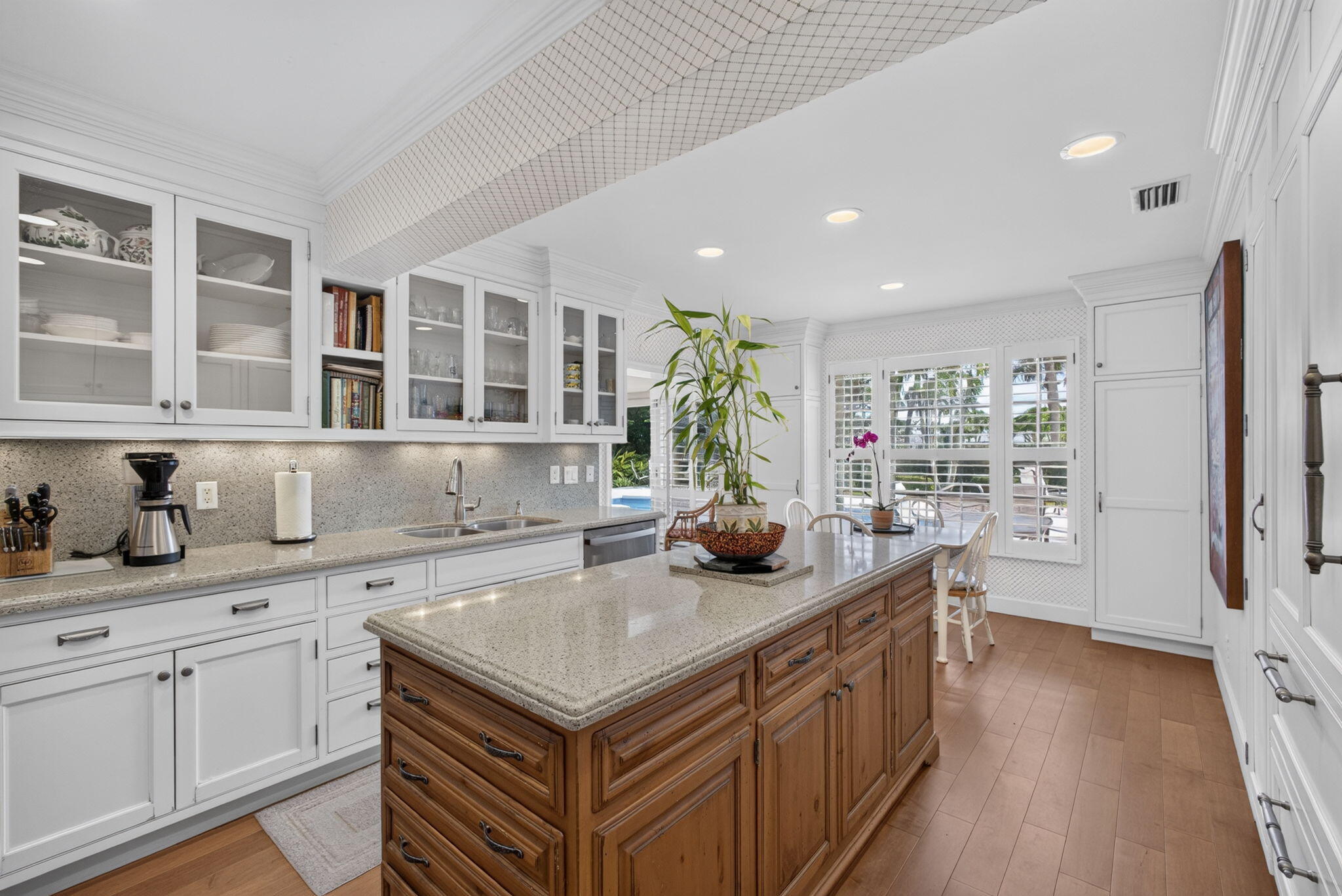 934 Palm Way North Palm Beach, FL 33408