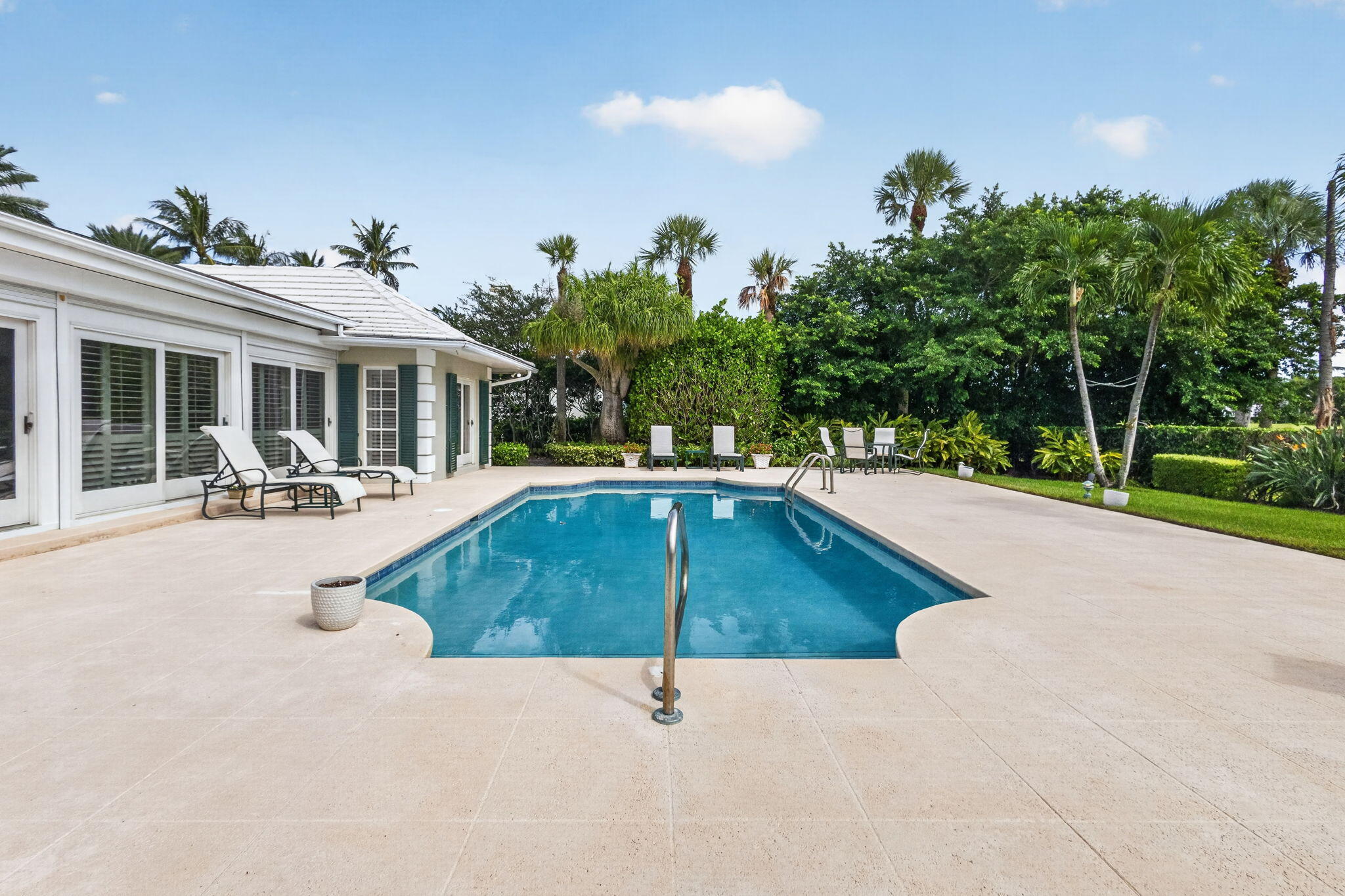 934 Palm Way North Palm Beach, FL 33408