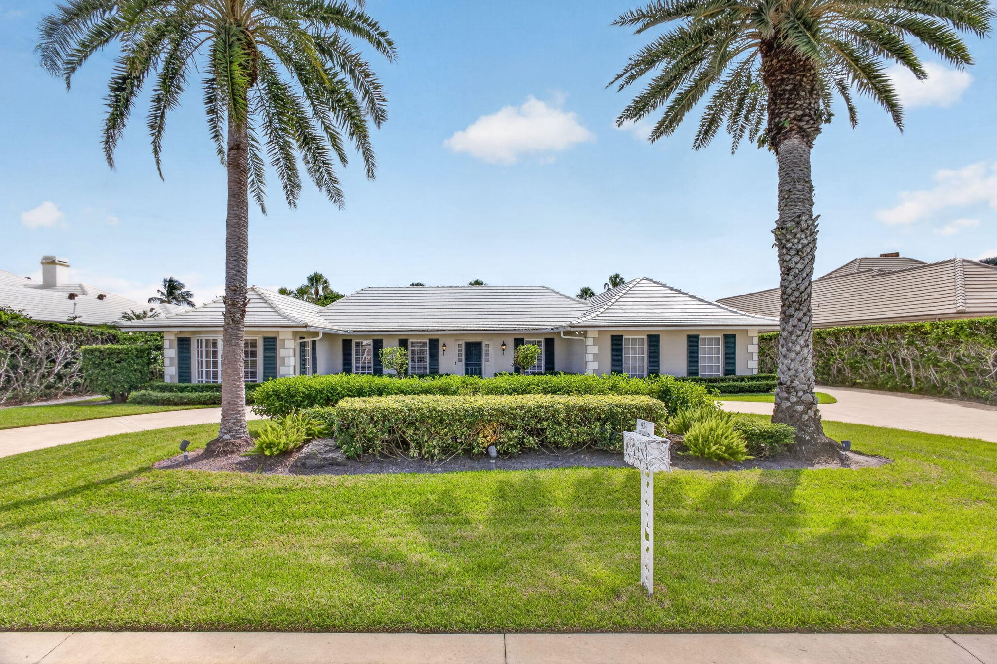 934 Palm Way North Palm Beach, FL 33408