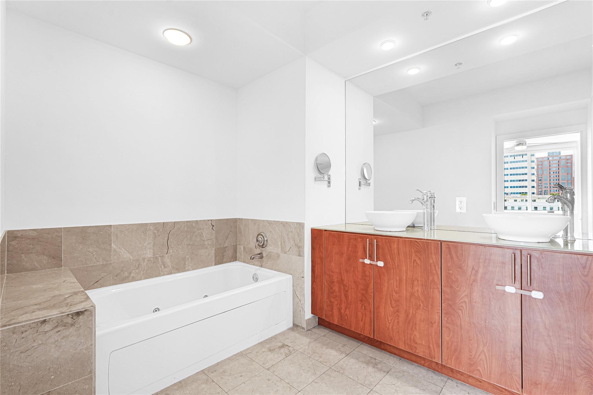 315 NE 3rd Ave #805 Fort Lauderdale, FL 33301