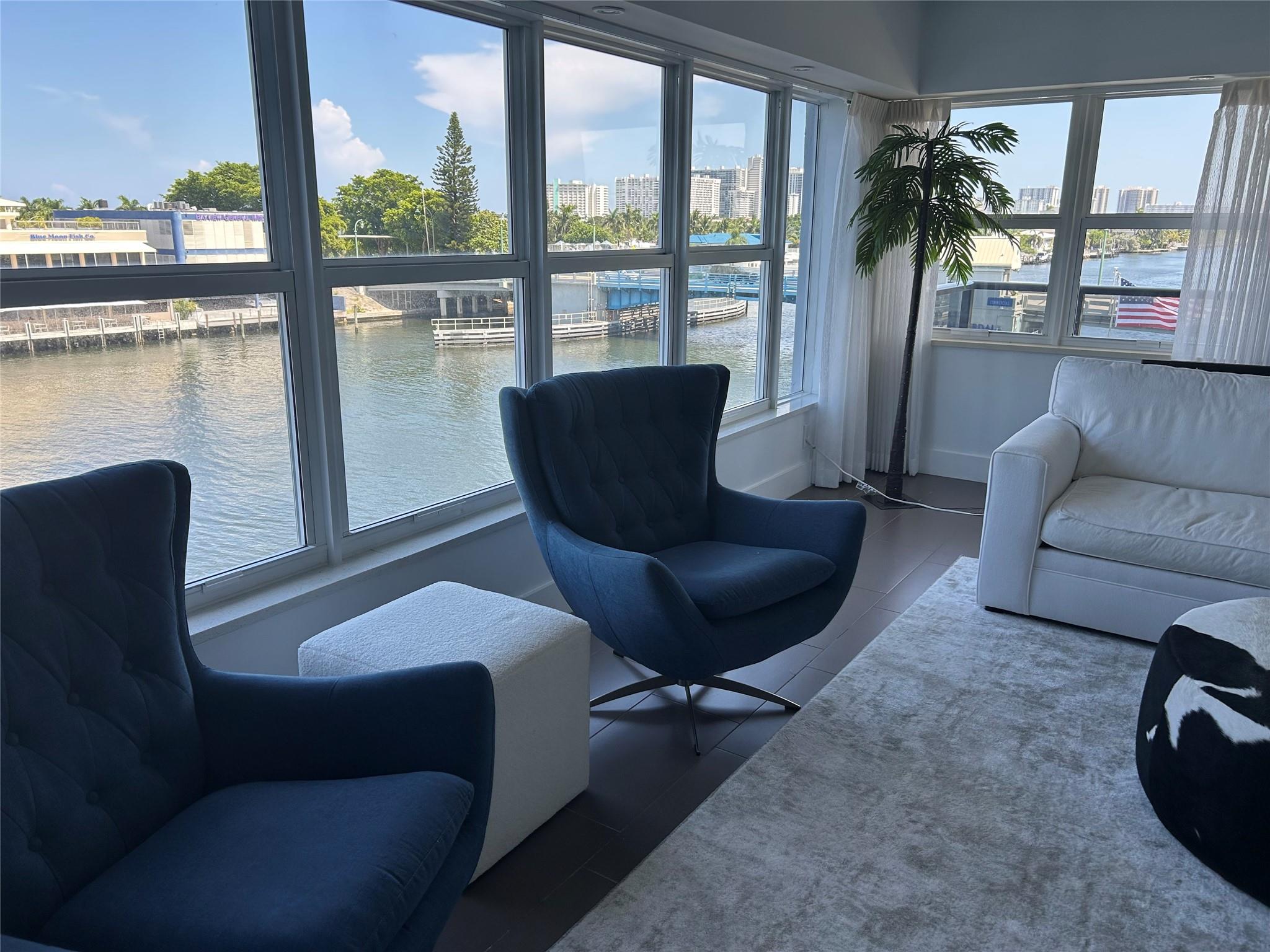 5100 Dupont Blvd #4A