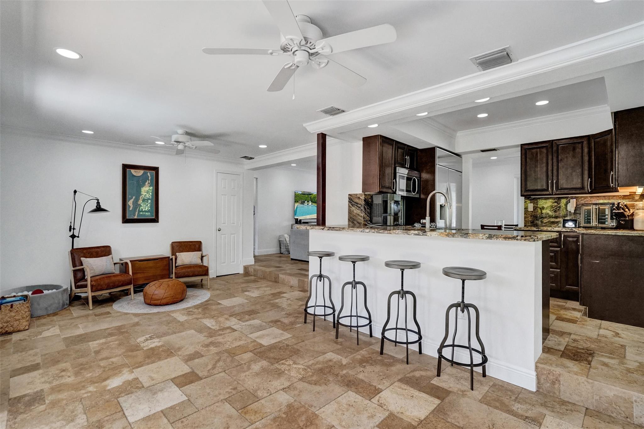 2185 NE 61st Ct Fort Lauderdale, FL 33308