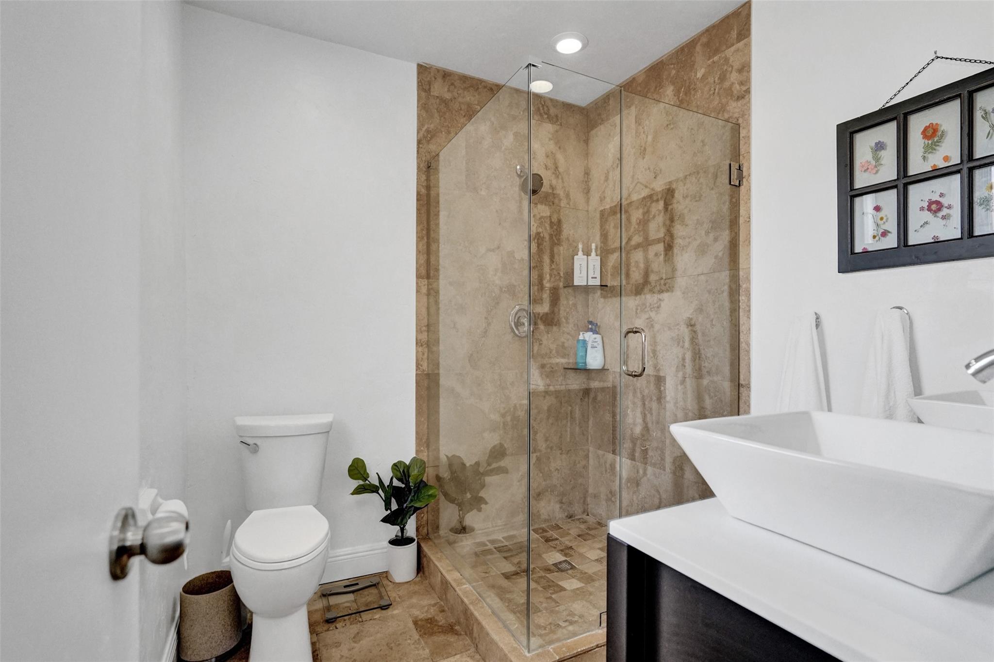 2185 NE 61st Ct Fort Lauderdale, FL 33308