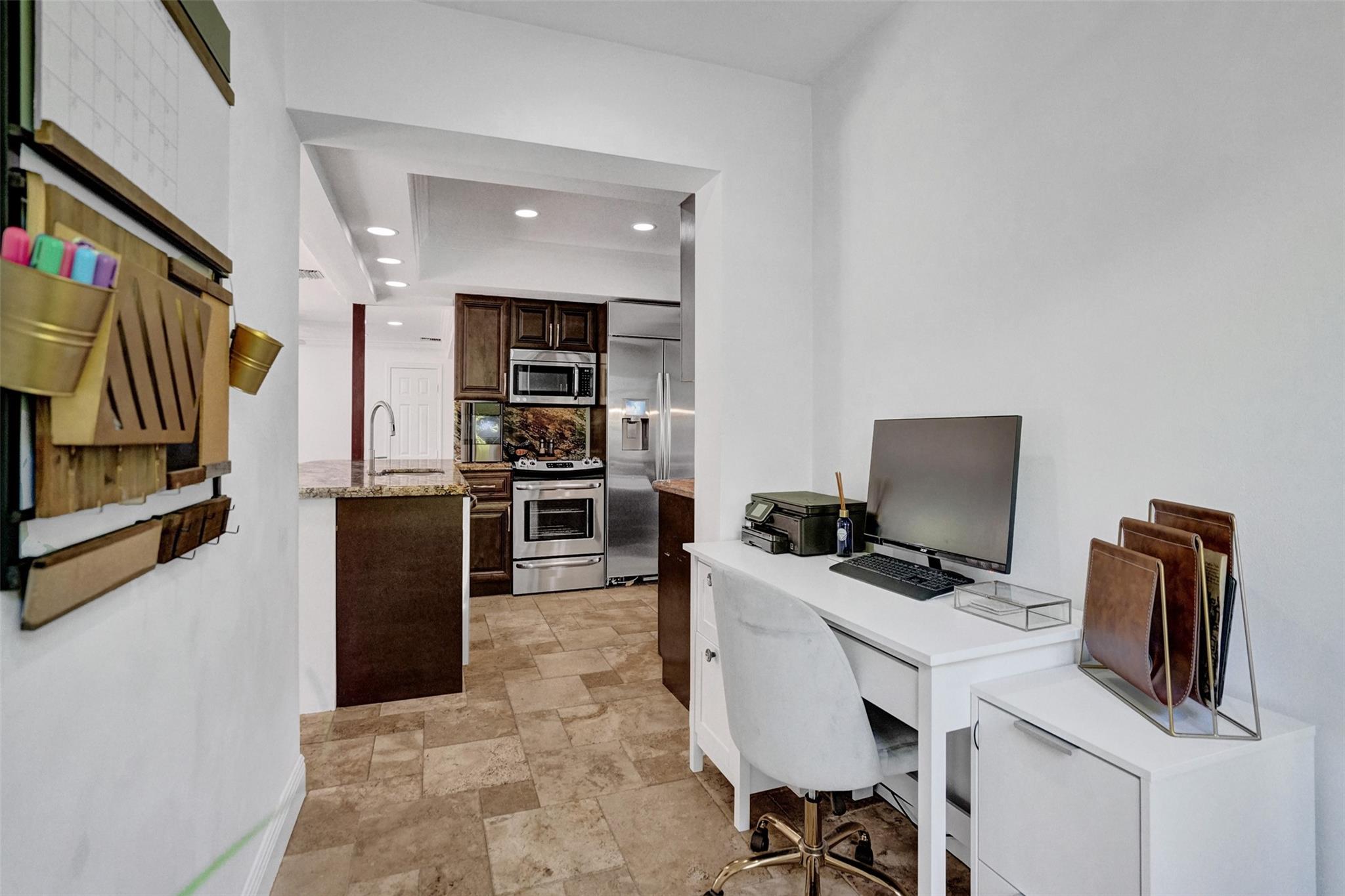 2185 NE 61st Ct Fort Lauderdale, FL 33308