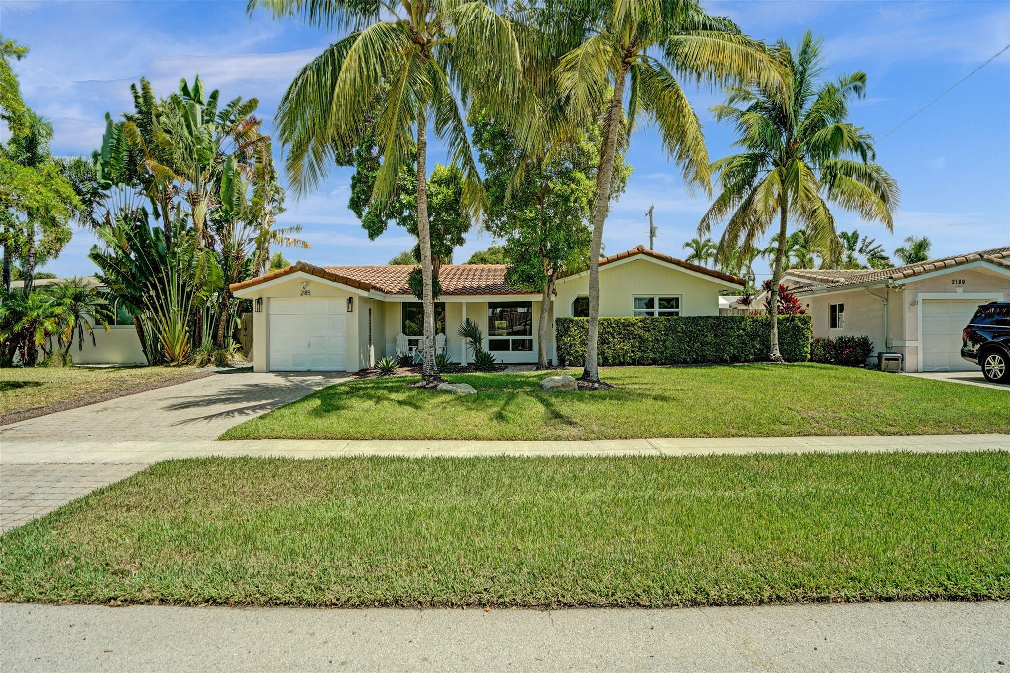 2185 NE 61st Ct Fort Lauderdale, FL 33308