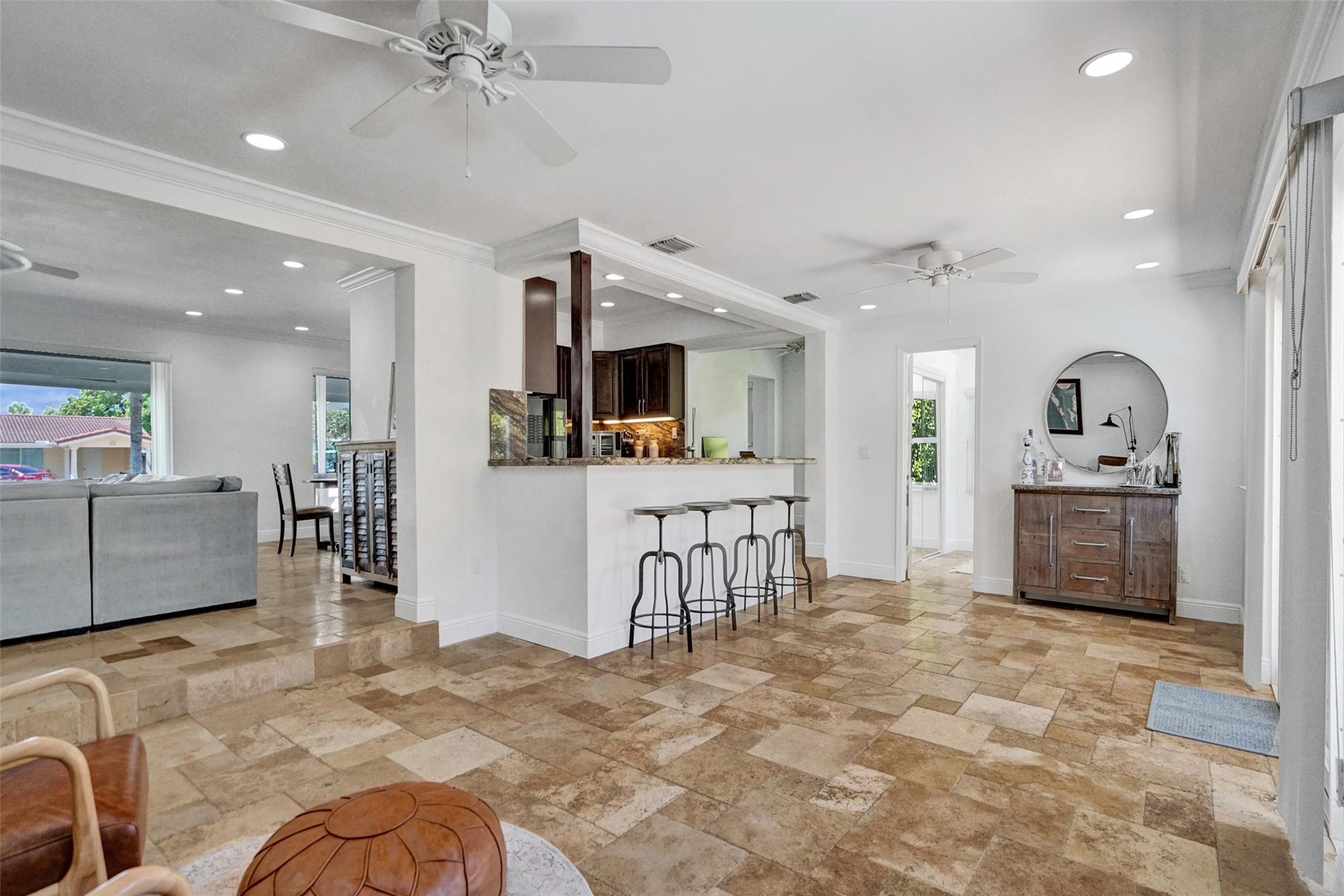 2185 NE 61st Ct Fort Lauderdale, FL 33308