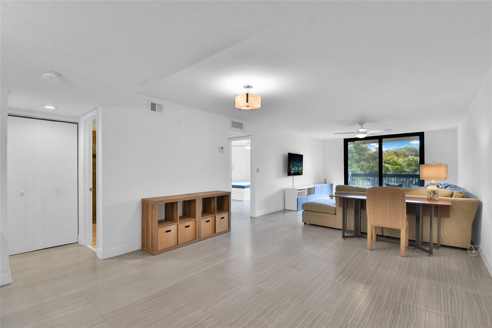 4201 N Ocean Dr #301 Hollywood, FL 33019