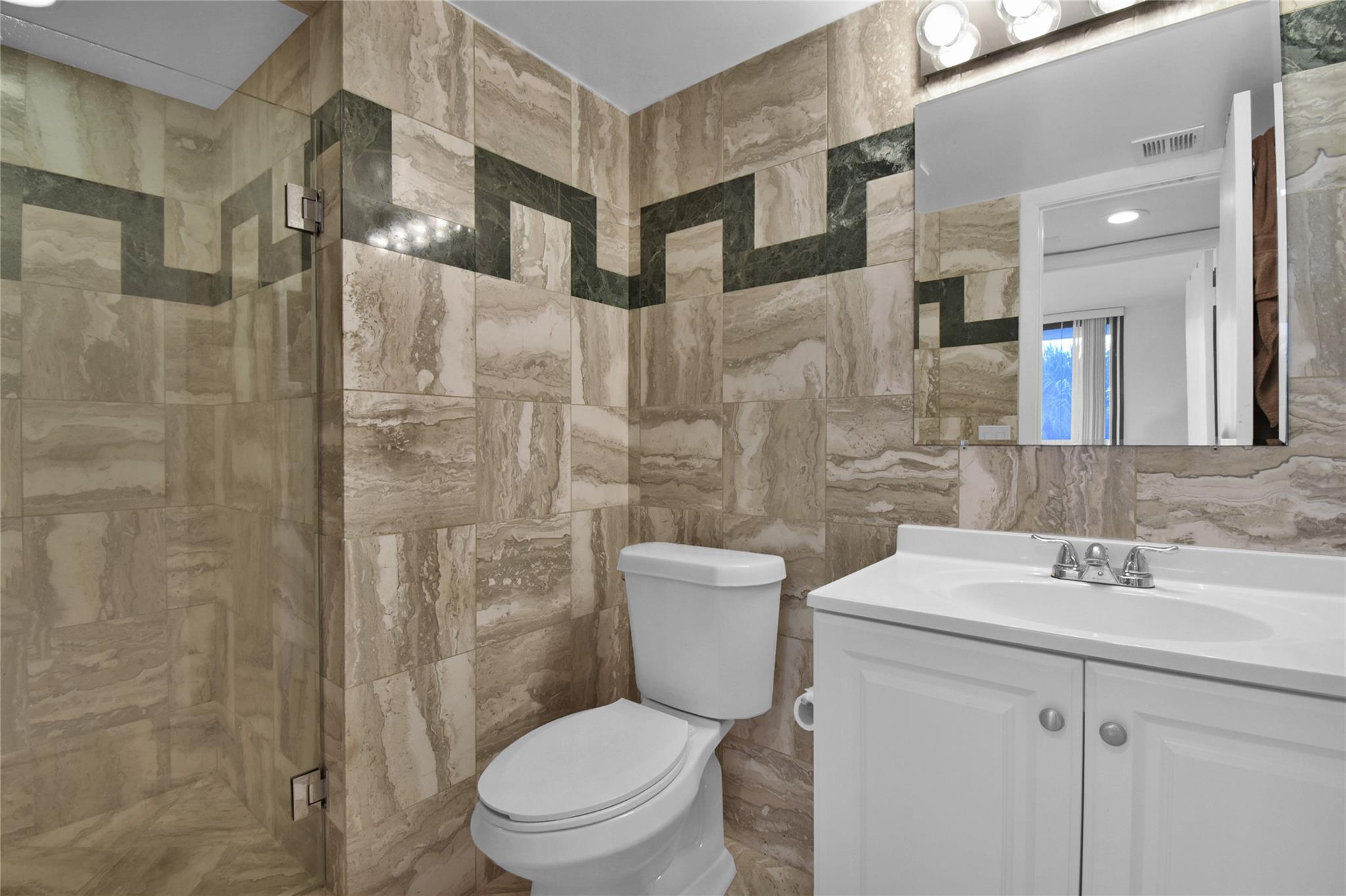 4201 N Ocean Dr #301 Hollywood, FL 33019