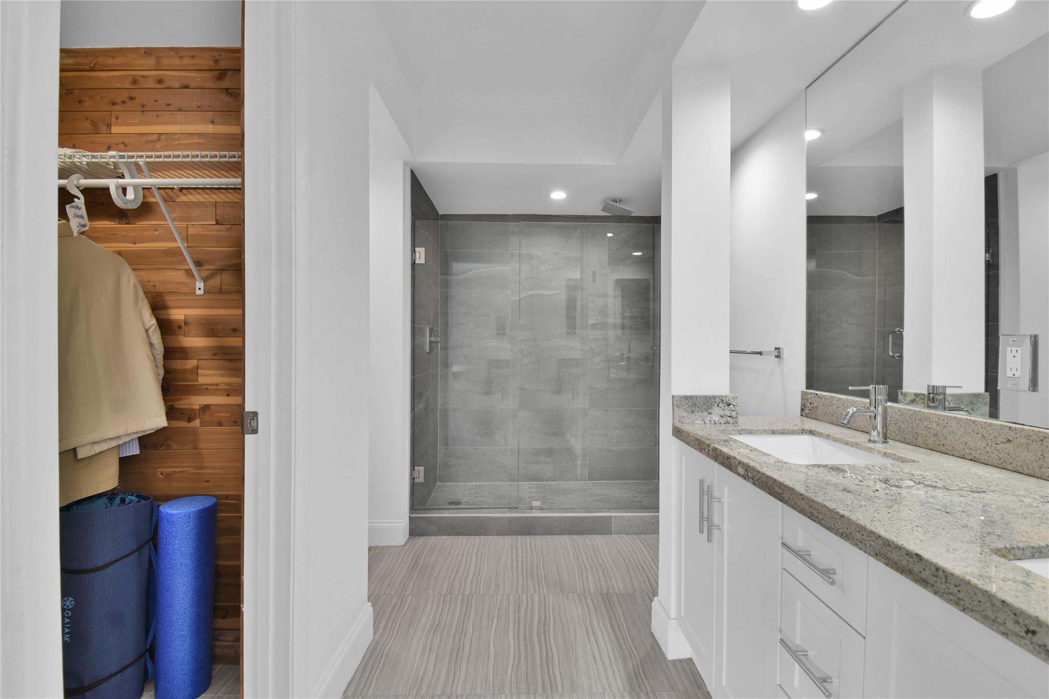 4201 N Ocean Dr #301 Hollywood, FL 33019