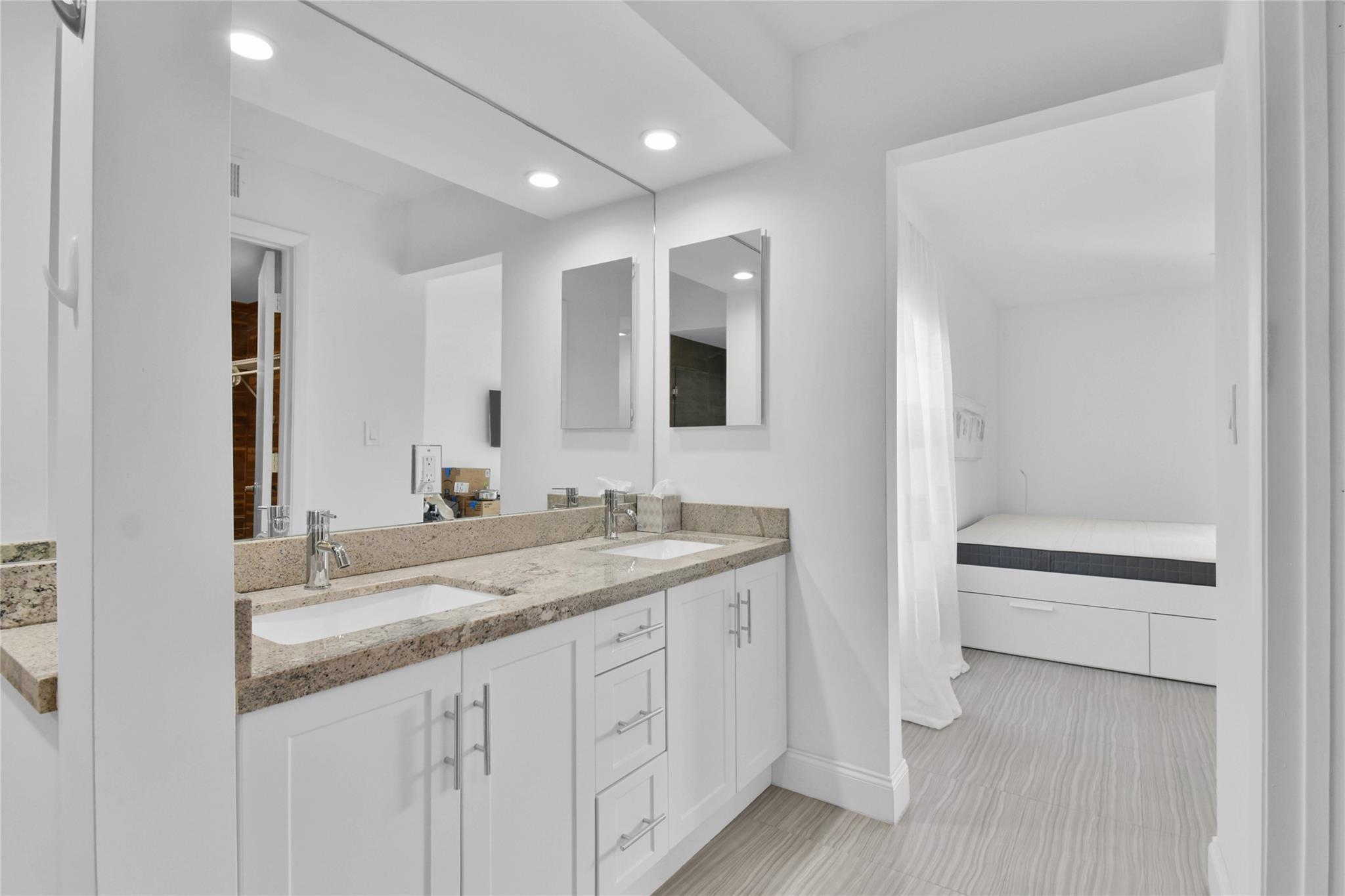 4201 N Ocean Dr #301 Hollywood, FL 33019