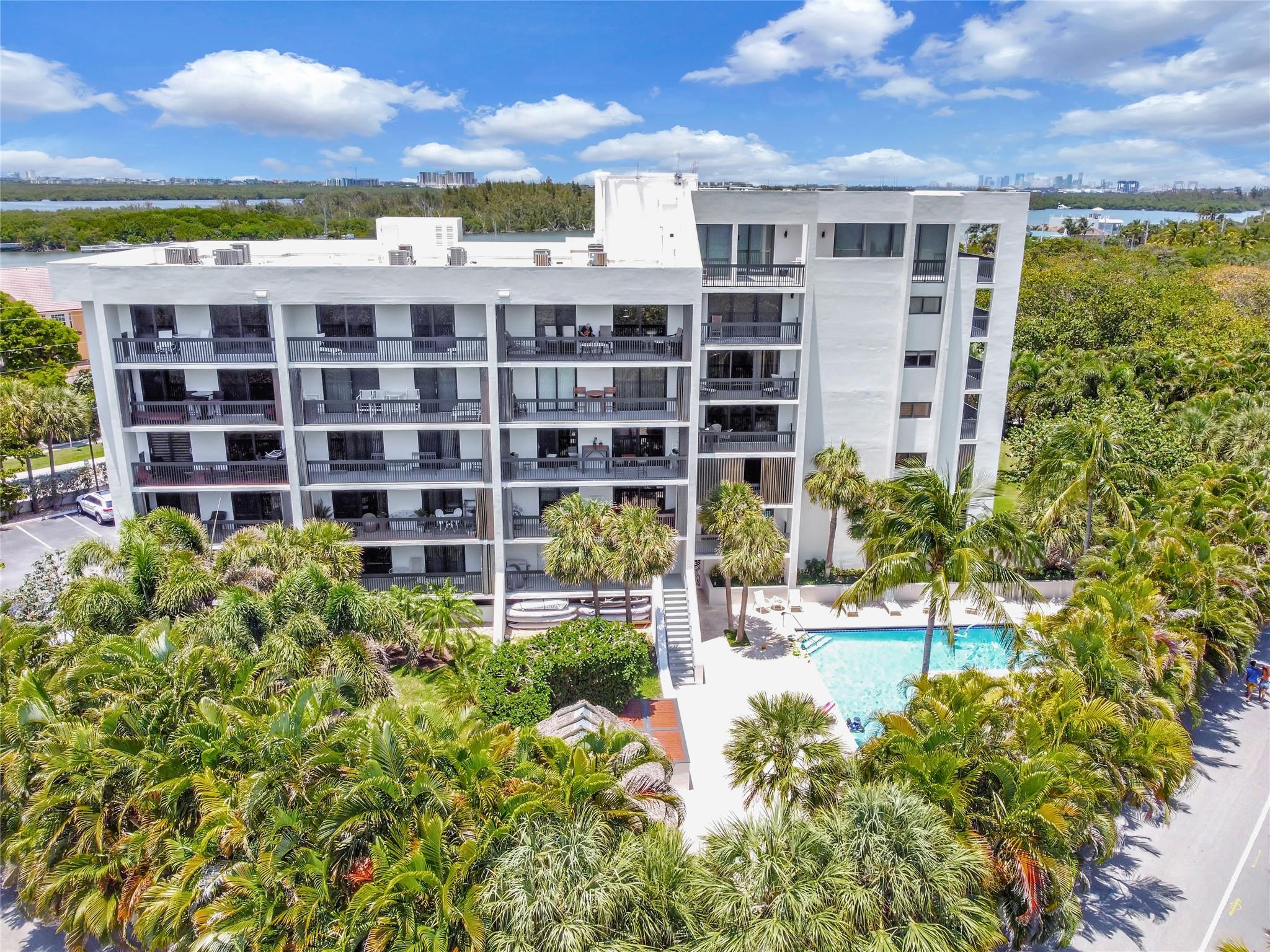 4201 N Ocean Dr #301 Hollywood, FL 33019