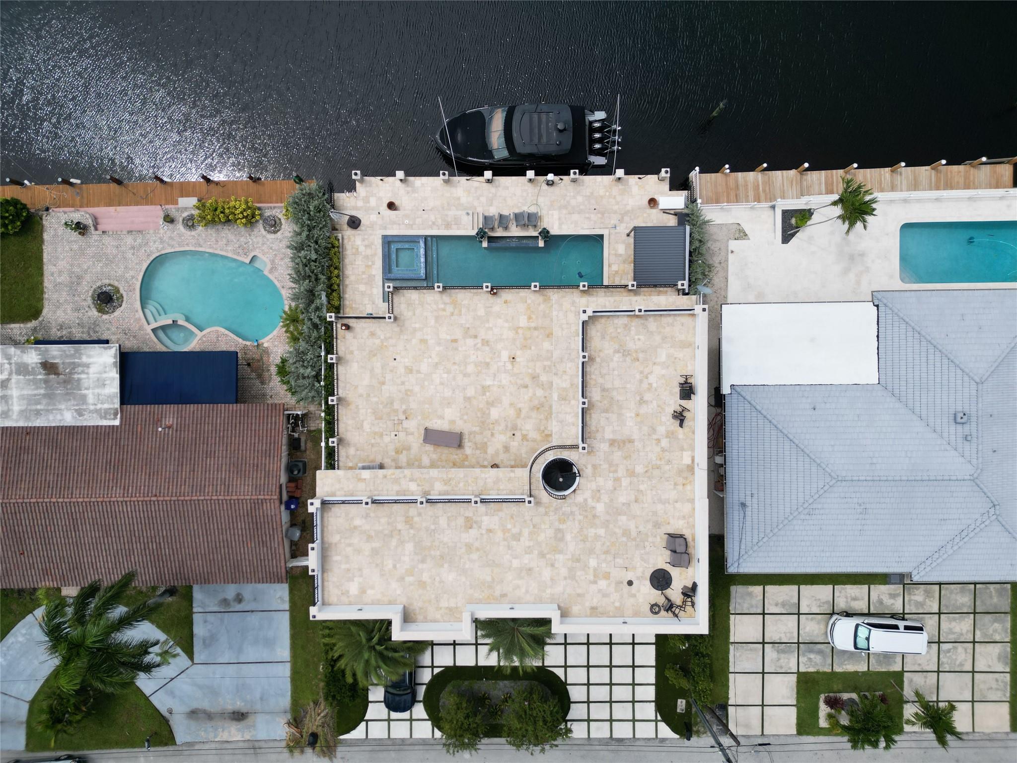 2616 SE 10th Ct Pompano Beach, FL 33062