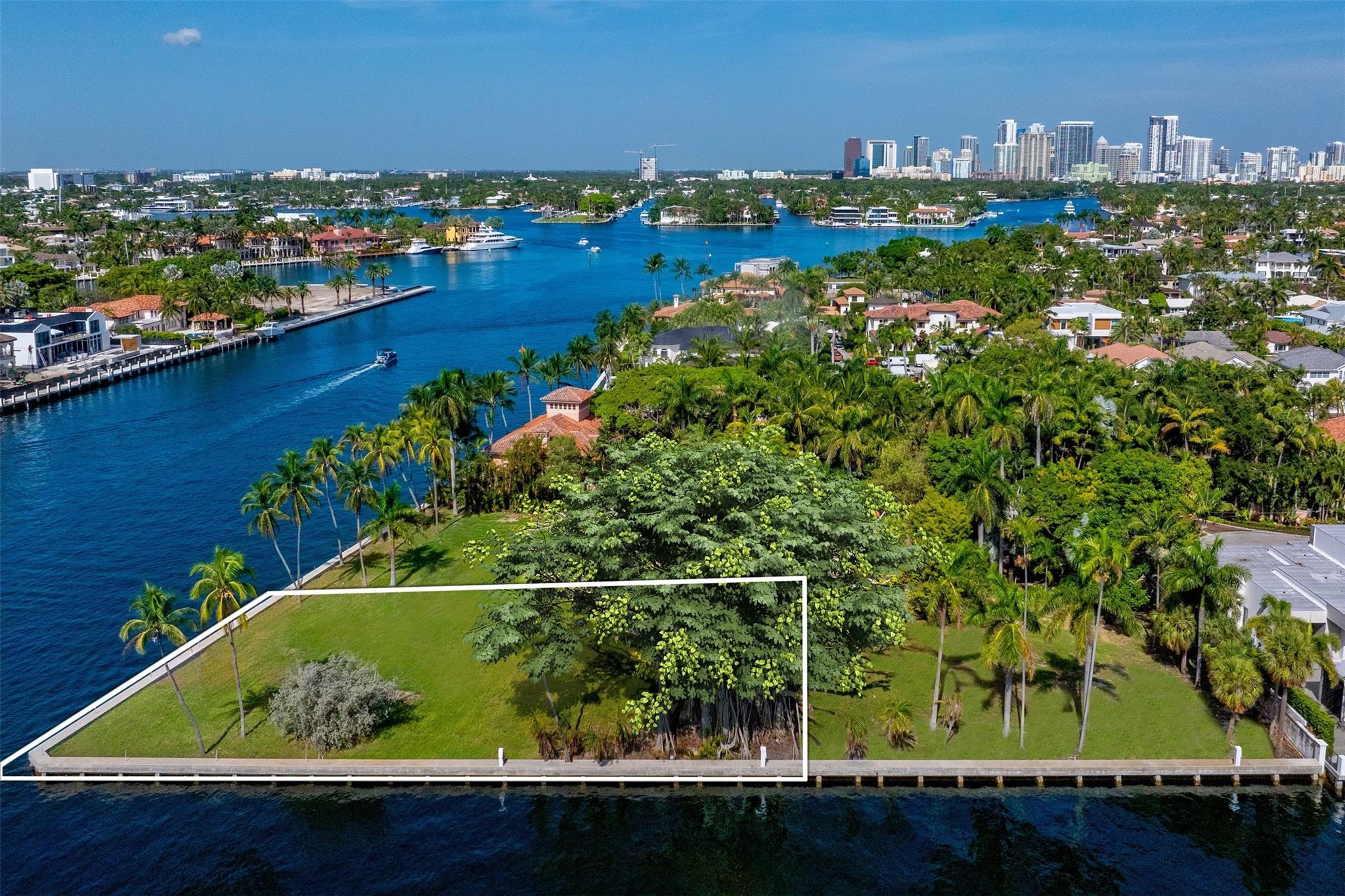 1000 Riviera Isle Dr Fort Lauderdale, FL 33301