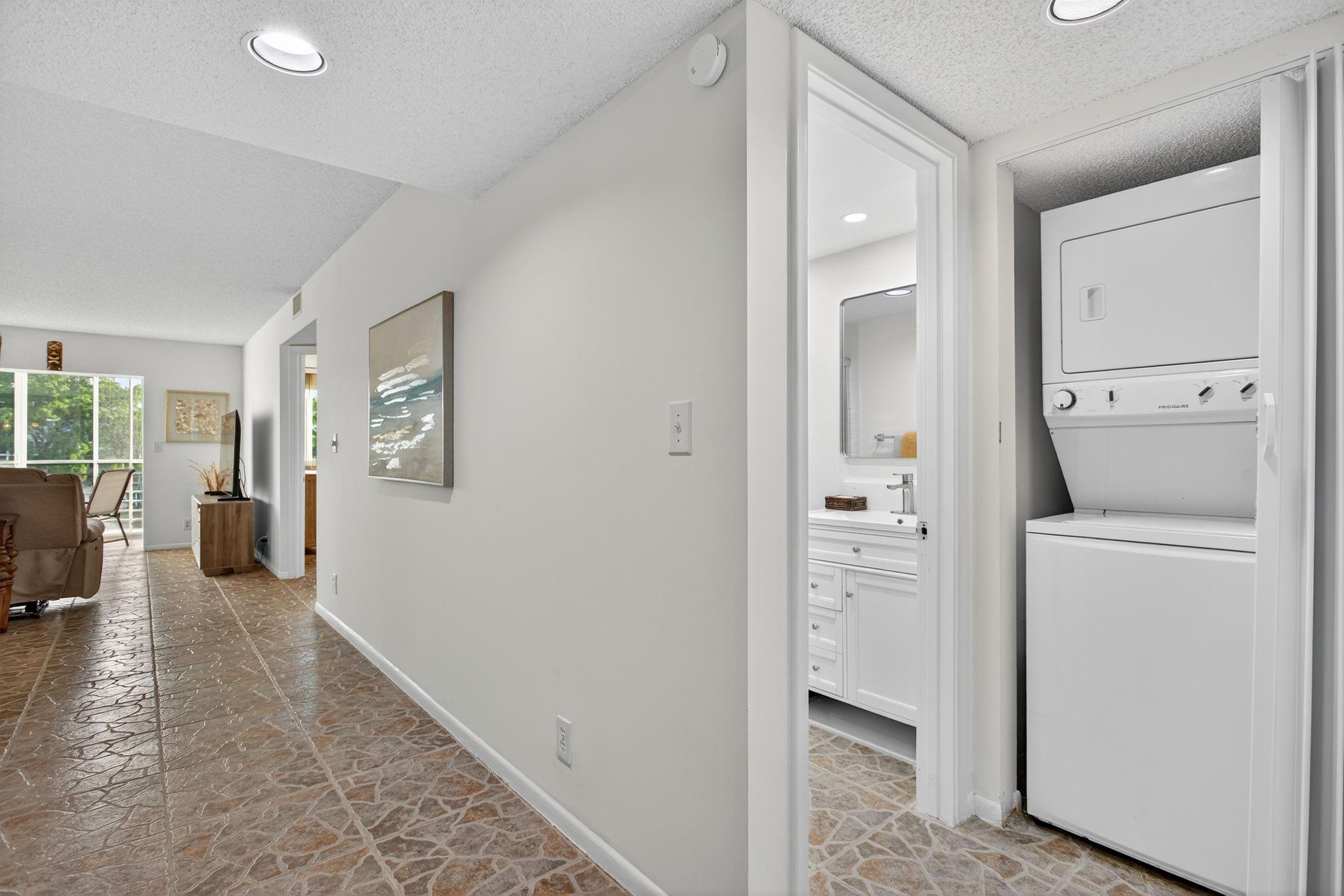 1801 Eleuthera Pt #D3