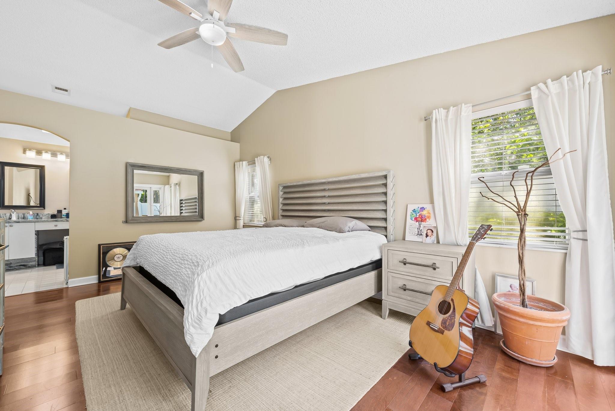 975 Weeping Willow Way Hollywood, FL 33019