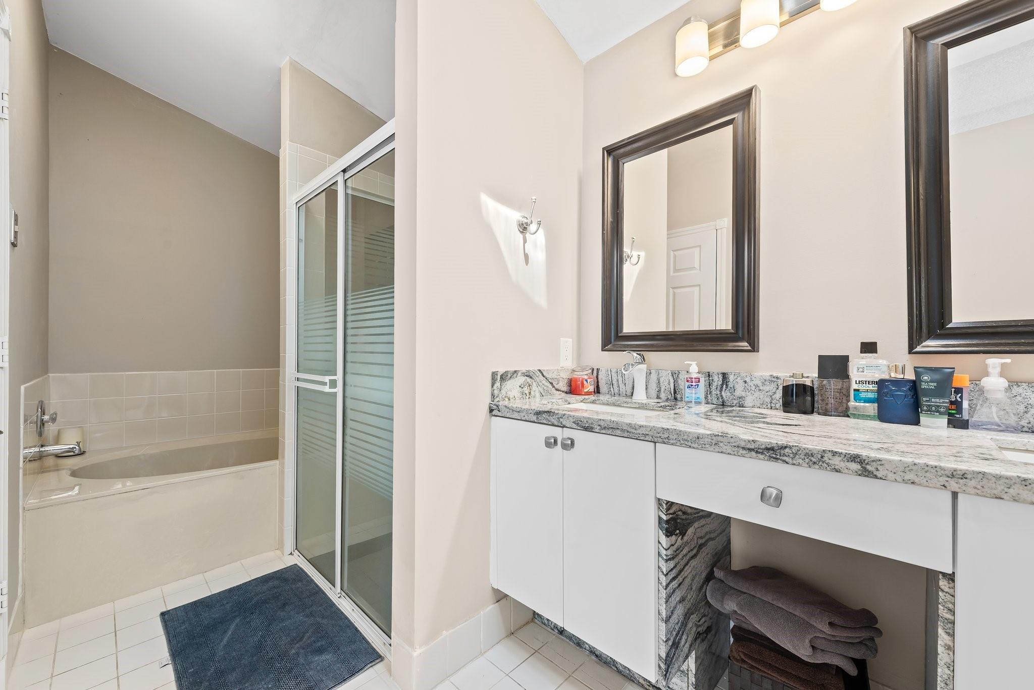 975 Weeping Willow Way Hollywood, FL 33019