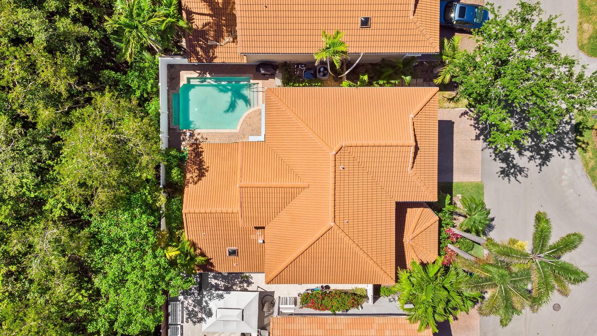 975 Weeping Willow Way Hollywood, FL 33019