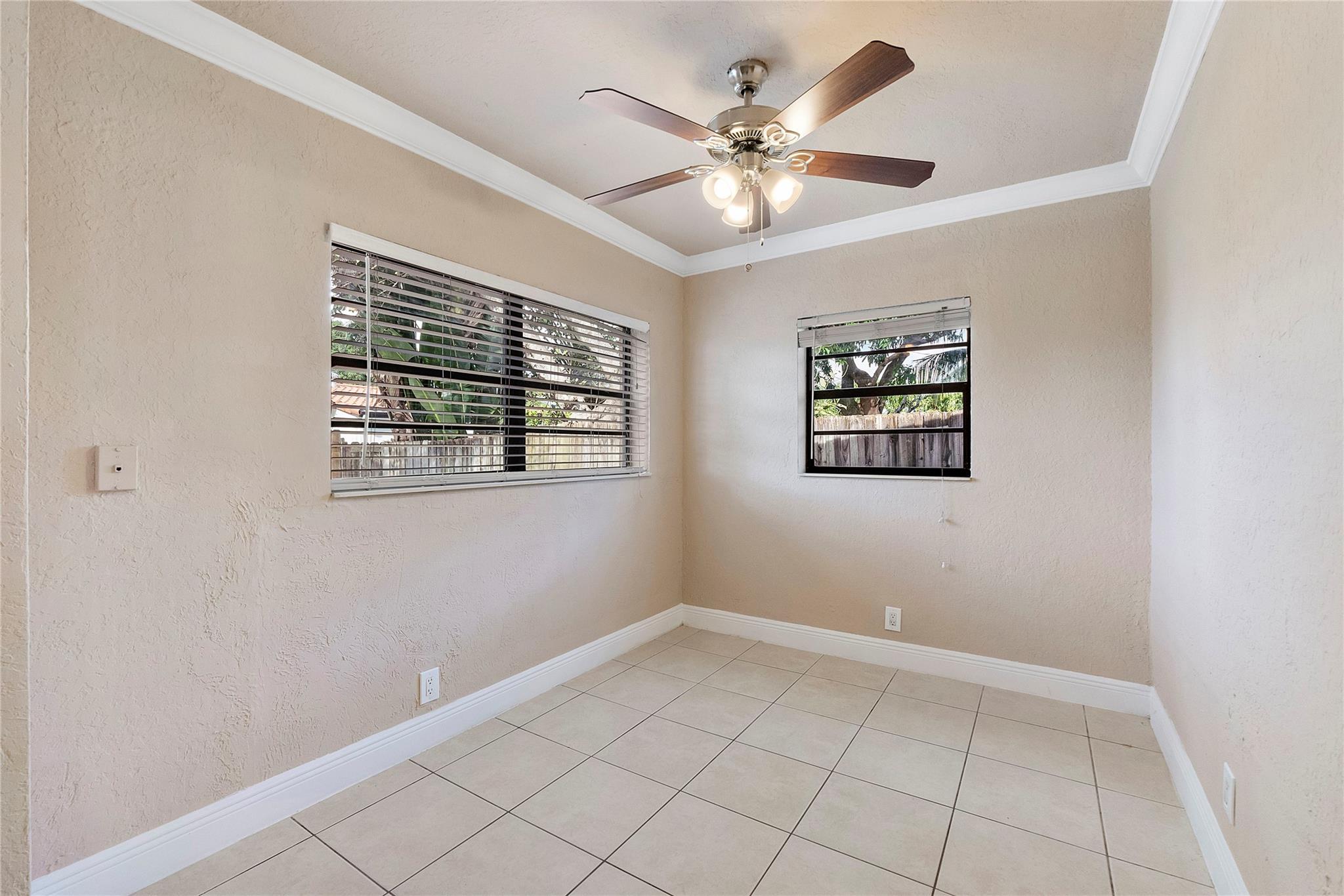 5249 NE 4th Ter Fort Lauderdale, FL 33334
