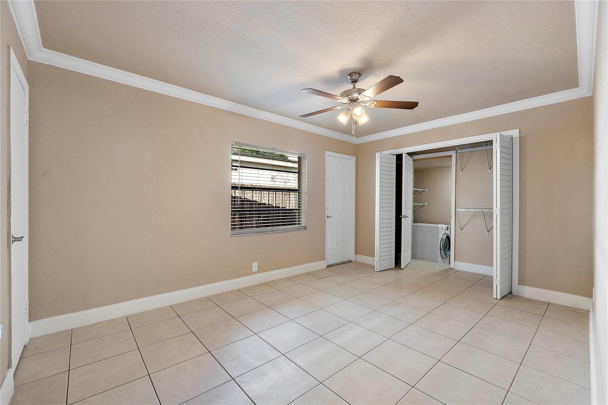 5249 NE 4th Ter Fort Lauderdale, FL 33334