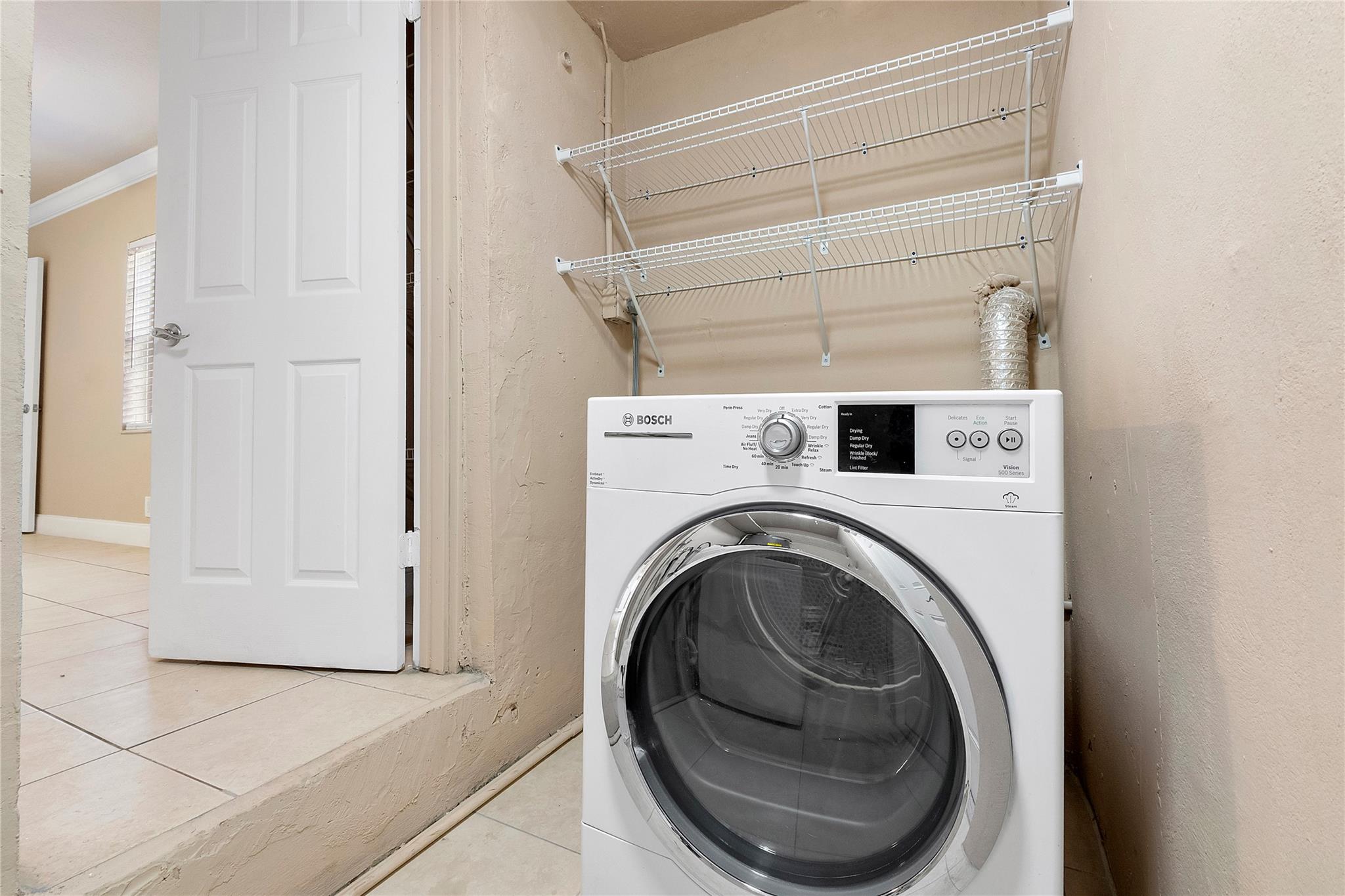 5249 NE 4th Ter Fort Lauderdale, FL 33334