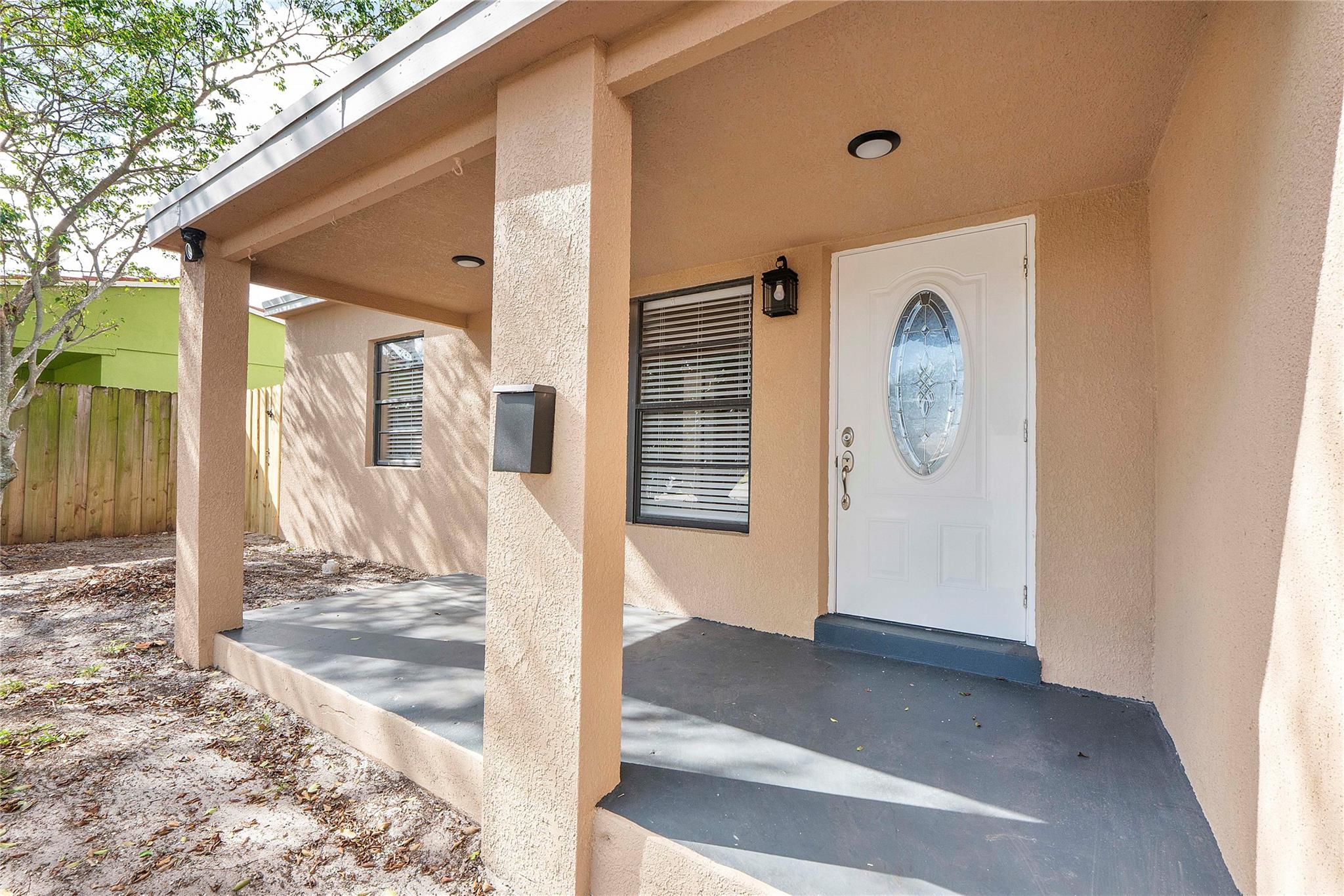 5249 NE 4th Ter Fort Lauderdale, FL 33334