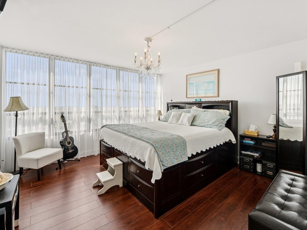 600 Three Iss Blvd #1106 Hallandale Beach, FL 33009