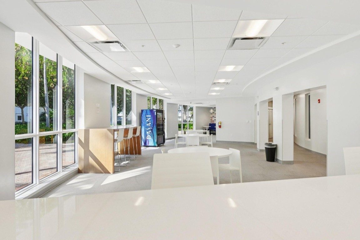 600 Three Iss Blvd #1106 Hallandale Beach, FL 33009