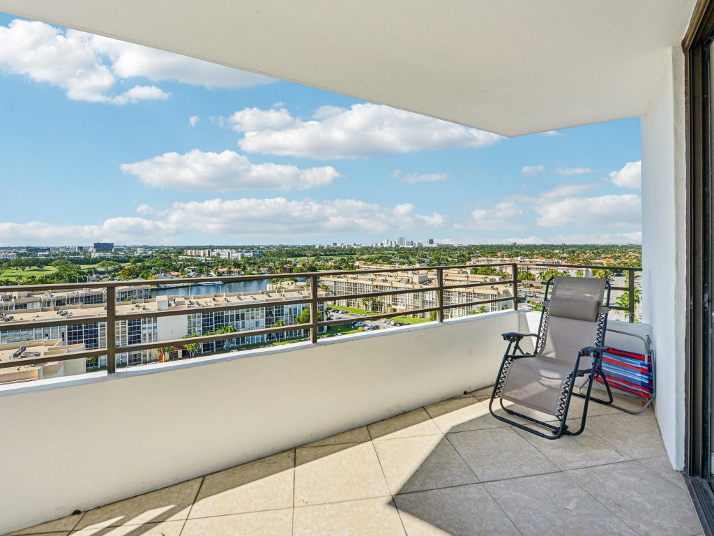 600 Three Iss Blvd #1106 Hallandale Beach, FL 33009