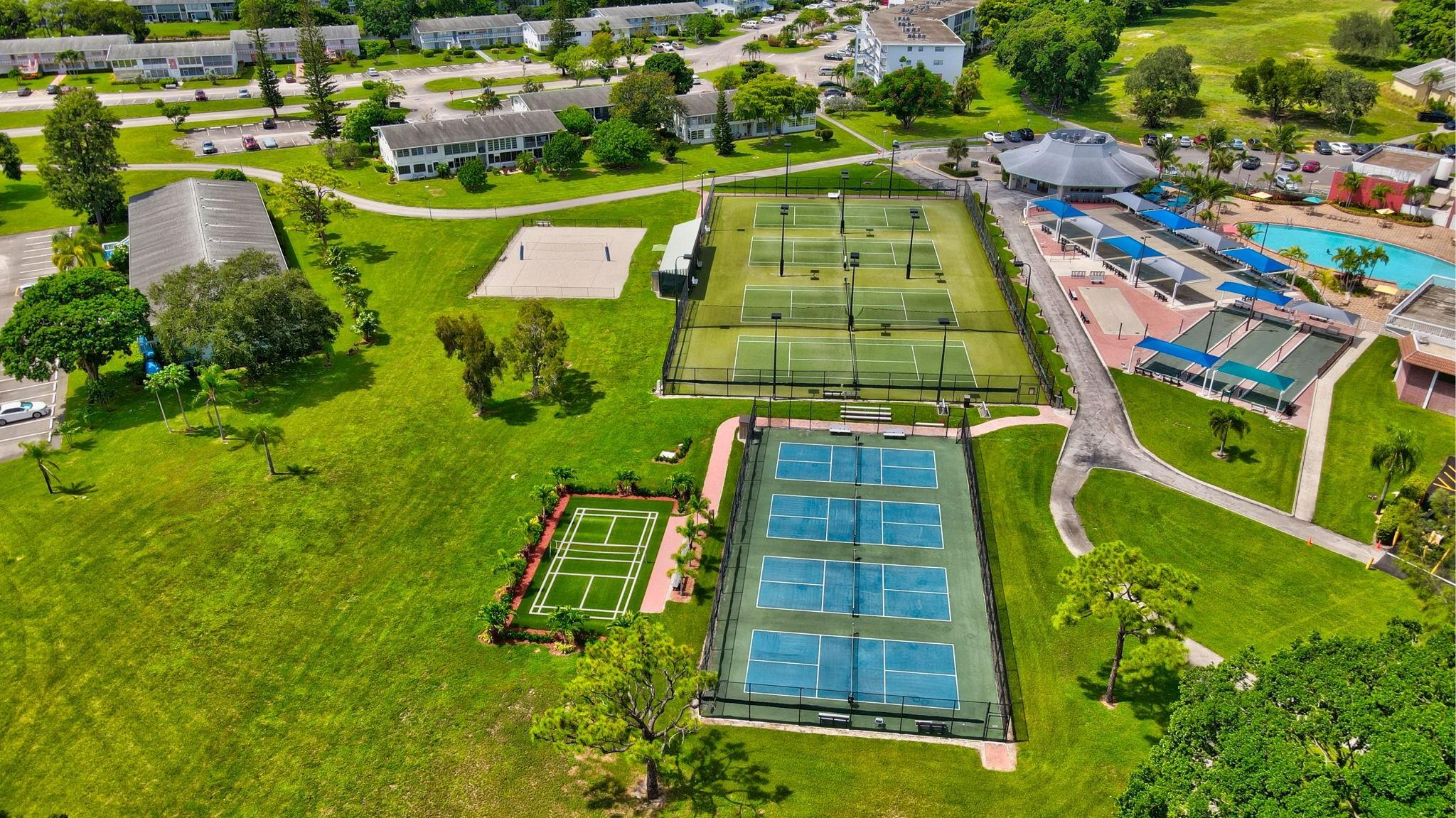 13 Lyndhurst A #13 Deerfield Beach, FL 33442