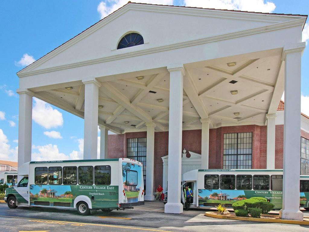 13 Lyndhurst A #13 Deerfield Beach, FL 33442