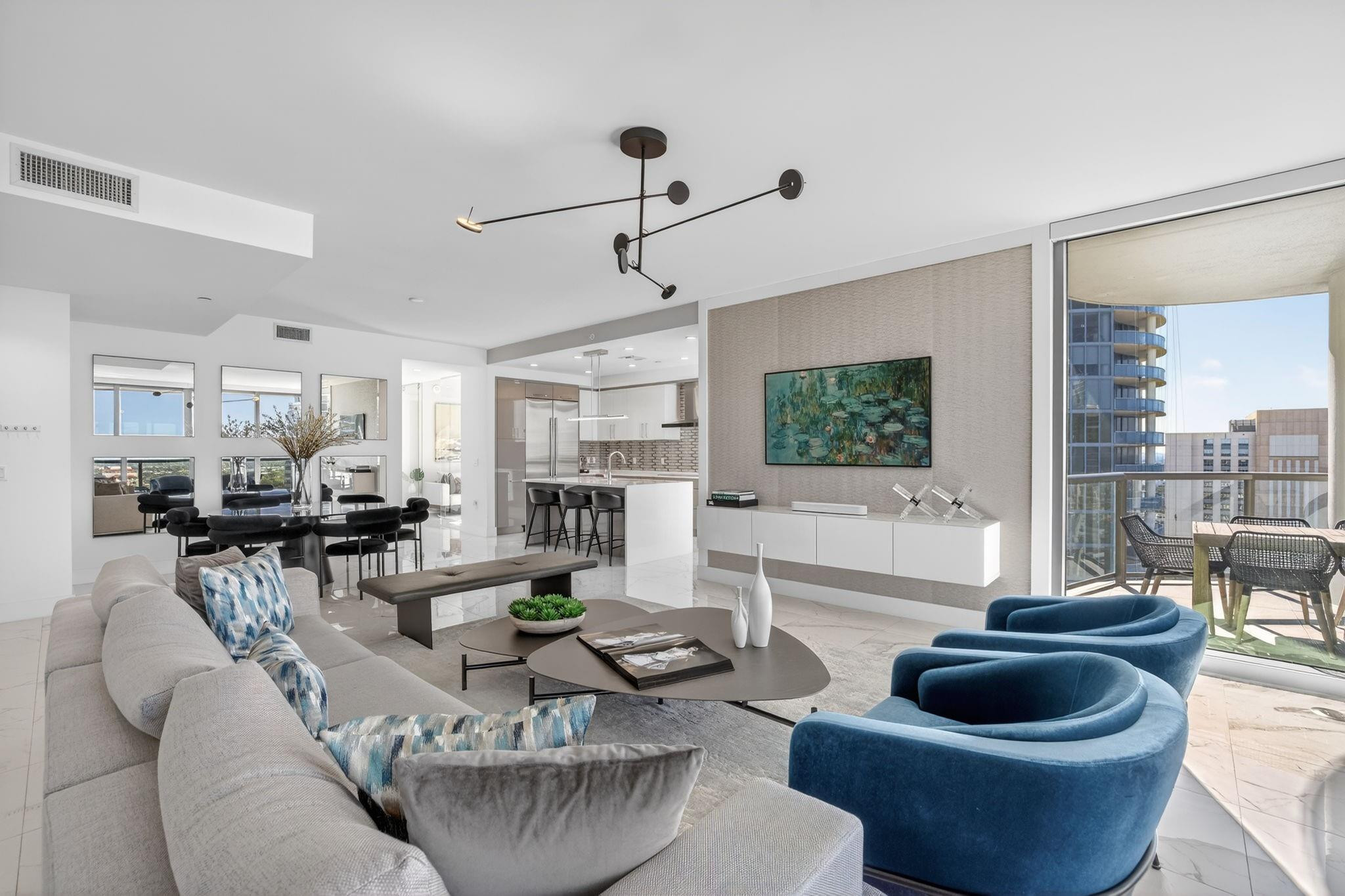 100 E Las Olas #3004 Fort Lauderdale, FL 33301