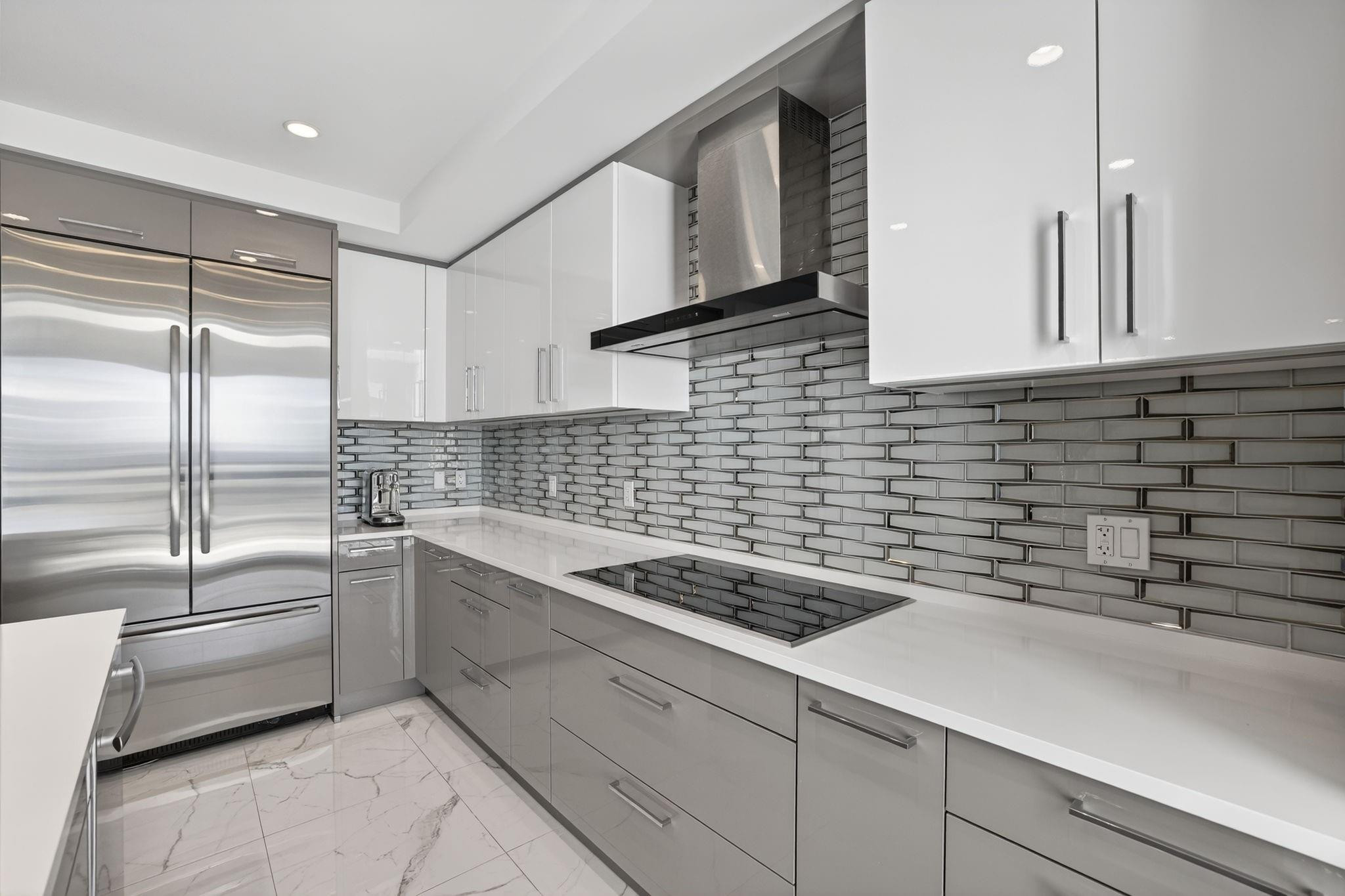 100 E Las Olas #3004 Fort Lauderdale, FL 33301