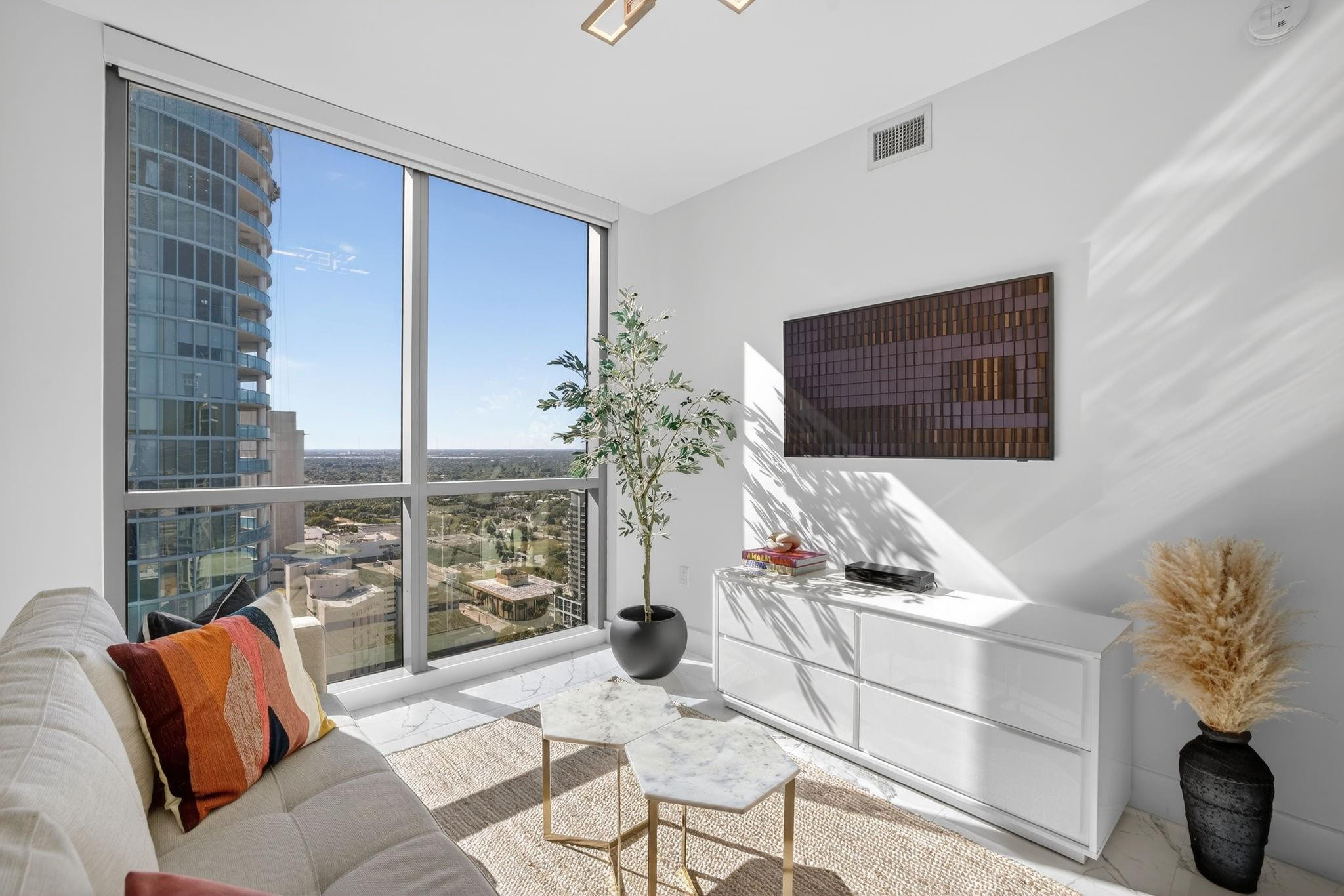 100 E Las Olas #3004 Fort Lauderdale, FL 33301