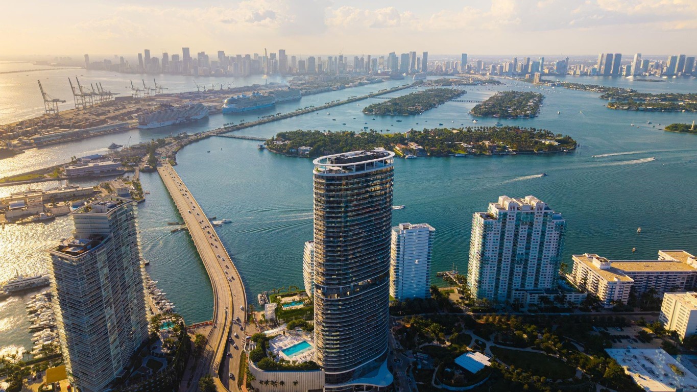 501 West #3903/3904 Miami Beach, FL 33139