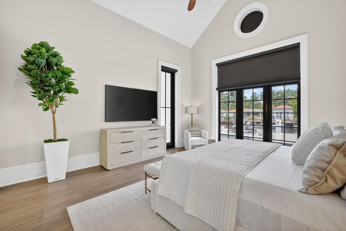 400 Mola Fort Lauderdale, FL 33301