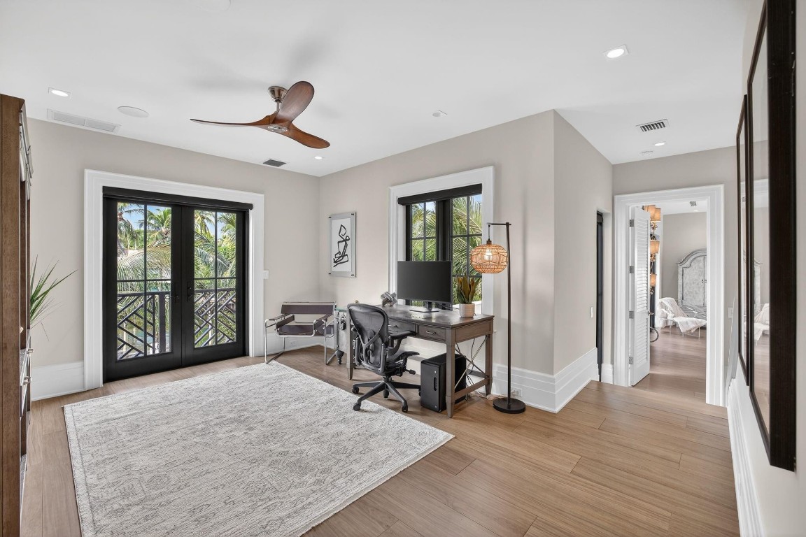 400 Mola Fort Lauderdale, FL 33301